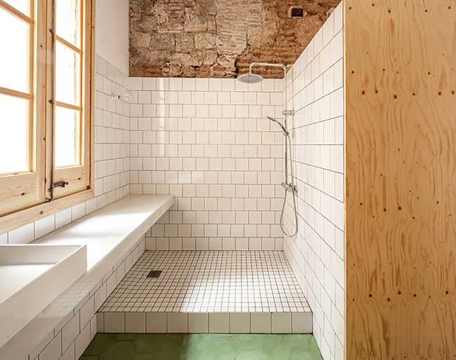 27+14 treasures resurfaced from 1872 building on Montcada Street in Barcelona