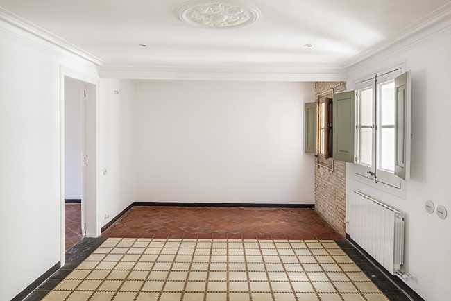 27+14 treasures resurfaced from 1872 building on Montcada Street in Barcelona