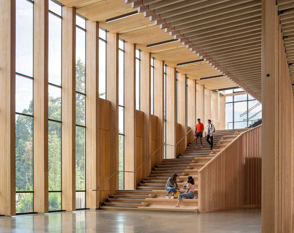 The new buildings at the Oregon Forest Science Complex for education in inspiring and evocative environments