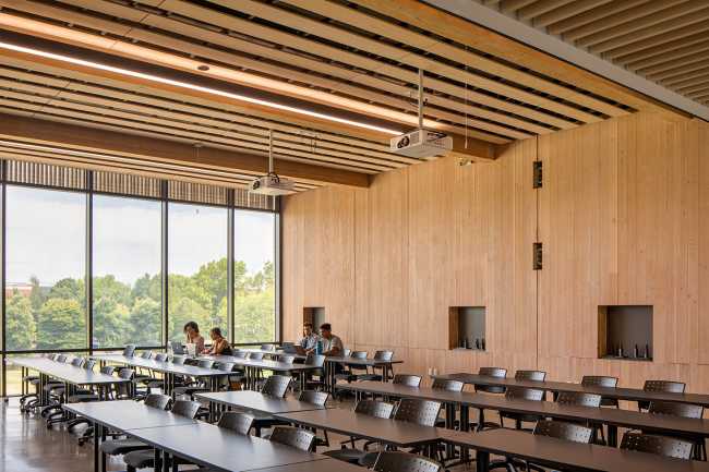 The new buildings at the Oregon Forest Science Complex for education in inspiring and evocative environments