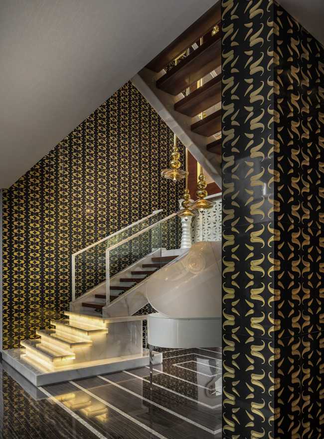 The Monsoon House in Thrissur, India. A theatrical connection between space and time