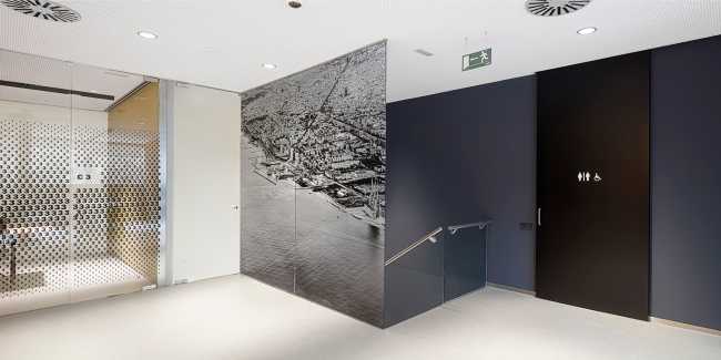 BS Welcome Hub, tra astrazione ed espressionismo