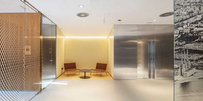 BS Welcome Hub, tra astrazione ed espressionismo