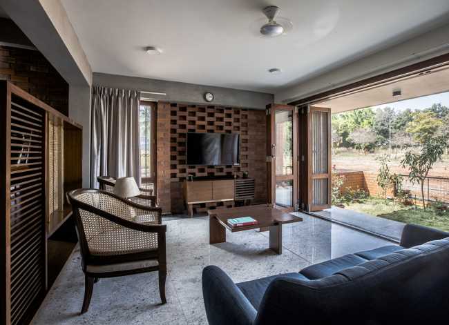 Corbel House. A contemporary residence inspired by the tradition