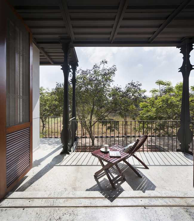 Corbel House. A contemporary residence inspired by the tradition