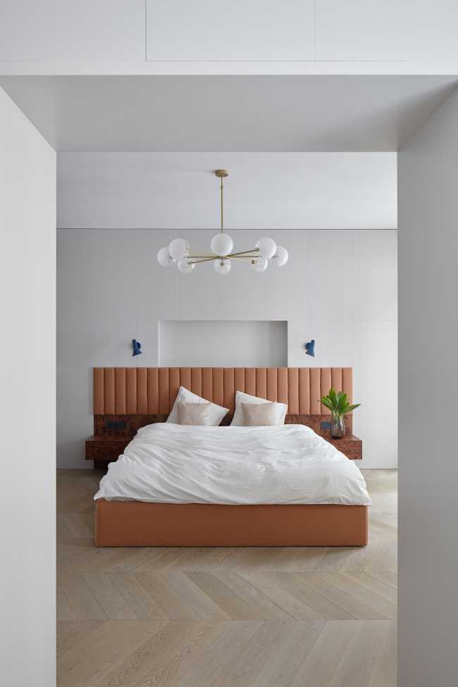 077 Residence, ristrutturazione di un ampio appartamento nel cuore di Praga. Moodboard ricca e dettagli raffinati