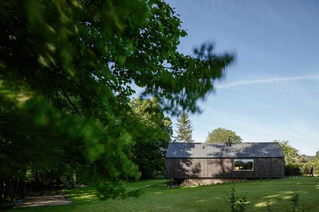 Nuova costruzione di una casa unifamiliare con suite in-law in legno da auto-costruire