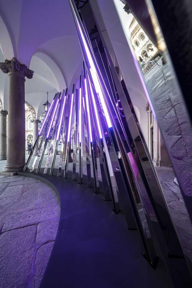Transsensorial Gateway. An installation of light and sound designed to represent and stimulate human contact