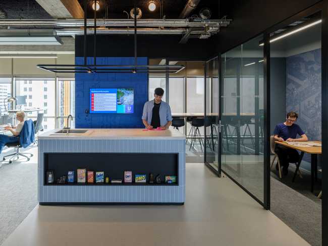The restoration of an architecturally valuable building for the new headquarters of Unilever Benelux in the heart of Rotterdam