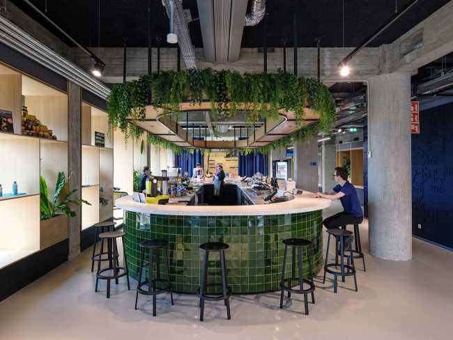 The restoration of an architecturally valuable building for the new headquarters of Unilever Benelux in the heart of Rotterdam