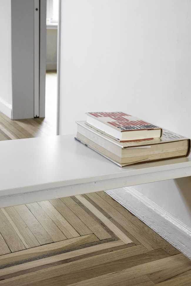 Rénovation intérieure d'un appartement à New York. Récupération des éléments d'origine des années 30 et nouvelle conception de l'espace.