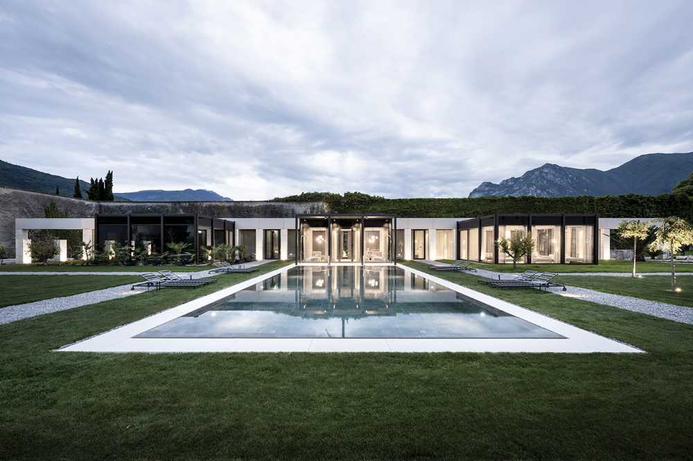 Hotel and spa inside a 17th-century monastery for an out-of-time experience on the shores of Lake Garda