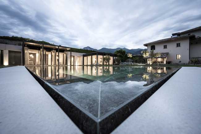 Hôtel et spa dans un monastère du XVIIe siècle pour une ambiance hors du temps sur les rives du lac de Garde