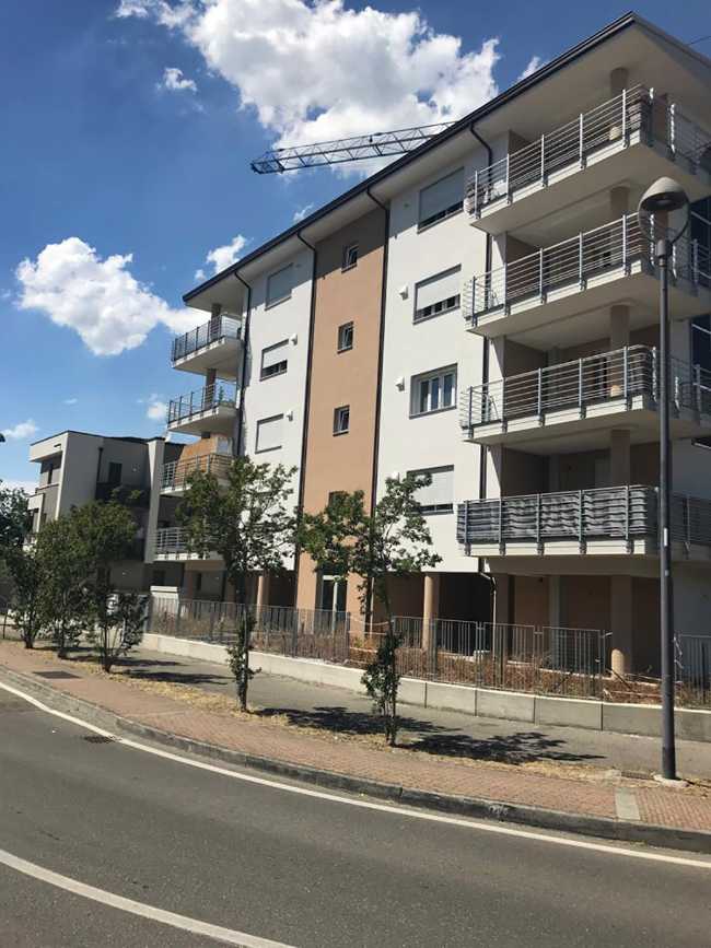 Complesso nzeb “residenze nel blu di dipinto di blu” di piacenza. l’innovazione del sistema a secco per l’isolamento acustico