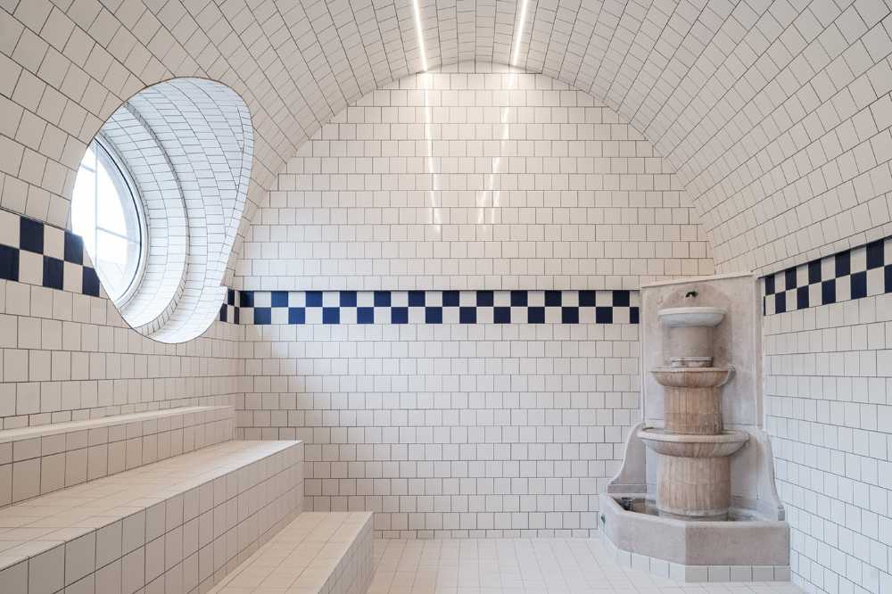 Redevelopment of Strasbourg's Municipal Spas. A delicate balance between an iconic historic space and the demands of modernity