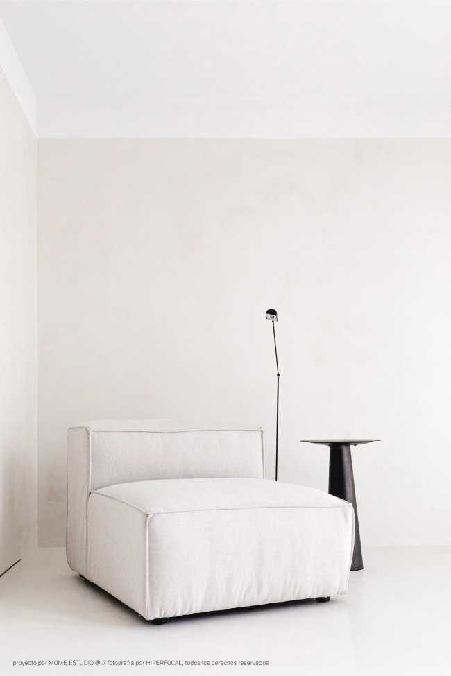 Appartamento EMB. Due elementi architettonici risolvono il progetto dell’intero spazio abitativo