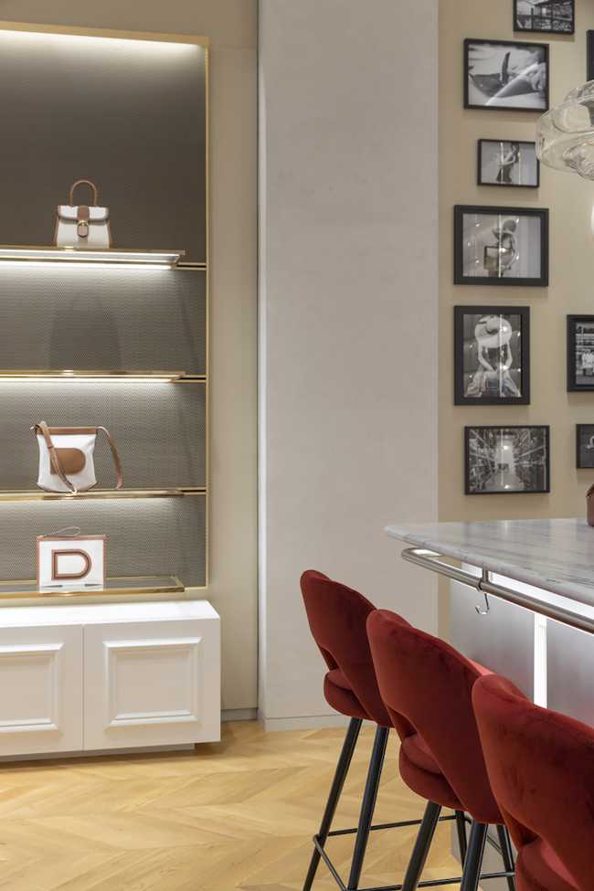 A new Delvaux boutique in the Dubai Mall. The iconic leather goods land in the Middle East with an unprecedented aesthetic of elegance