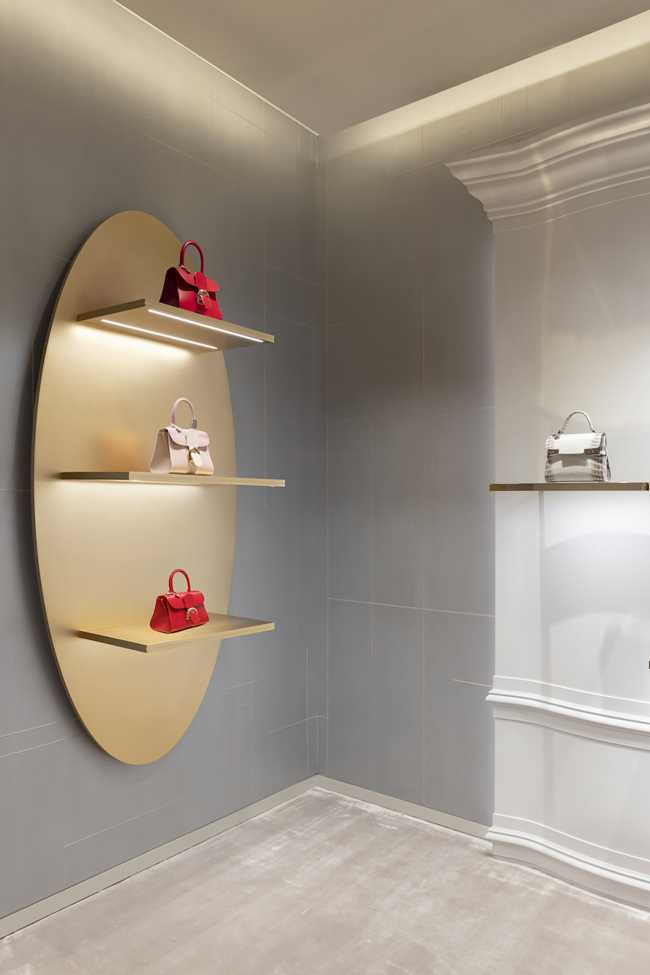 A new Delvaux boutique in the Dubai Mall. The iconic leather goods land in the Middle East with an unprecedented aesthetic of elegance