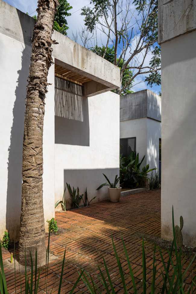 San Ignacio. Redevelopment and expansion of a villa in Mexico