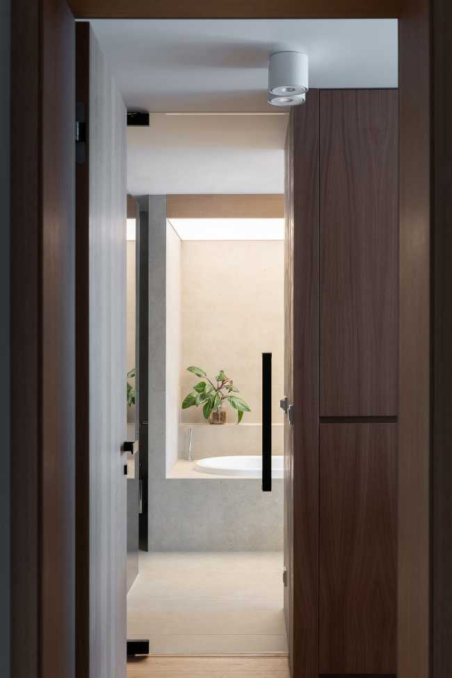 Restauración de la Cherry Tree House en Praga. Una casa extravagante que no rompe las reglas