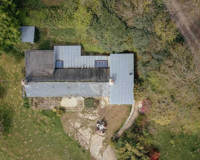 Made of Sand, a place designed to share with others a surge of creative energy surrounded by nature