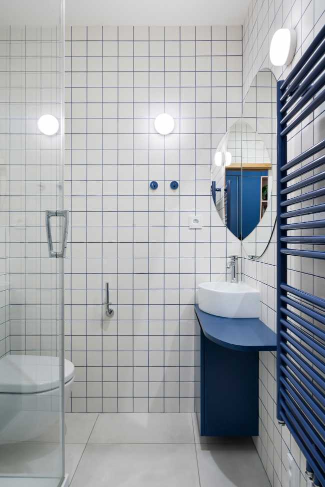 Appartement Soixante-Neuf, un espace de vie simple pour une famille qui comprend l'art et désire en profiter