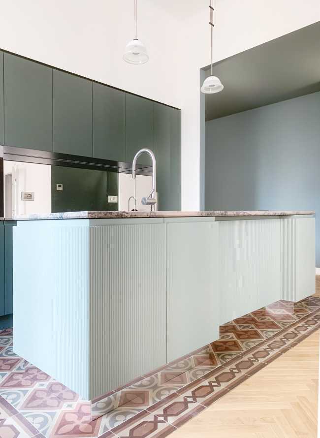 Renovation of the Pier Lombardo apartment in Milan. A classic and contemporary aesthetics in perfect harmony