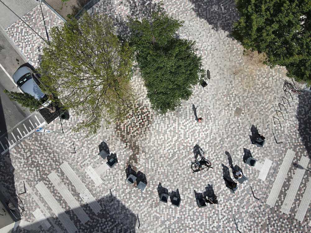 Artichaut: più piazza, meno strada. Ristabilire con l’architettura la gerarchia tra umano e macchina