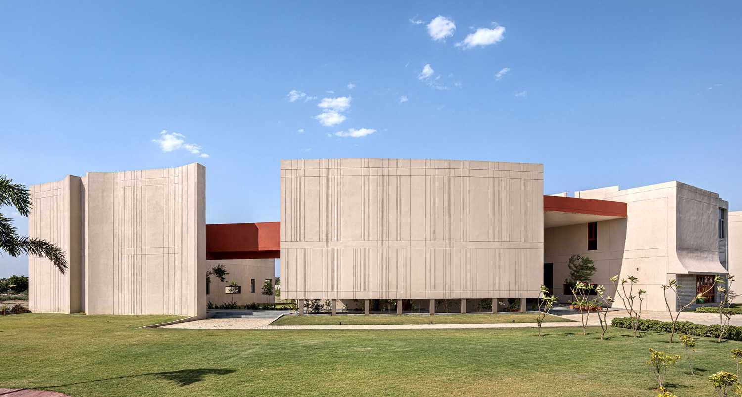 St Martha Bethany Vidyalaya School Fase 1, el envoltorio constructivo ideal para el contexto