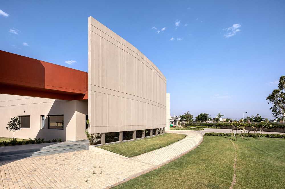 St. Martha Bethany Vidyalaya School. A school in India that protects its young visitors with its high walls