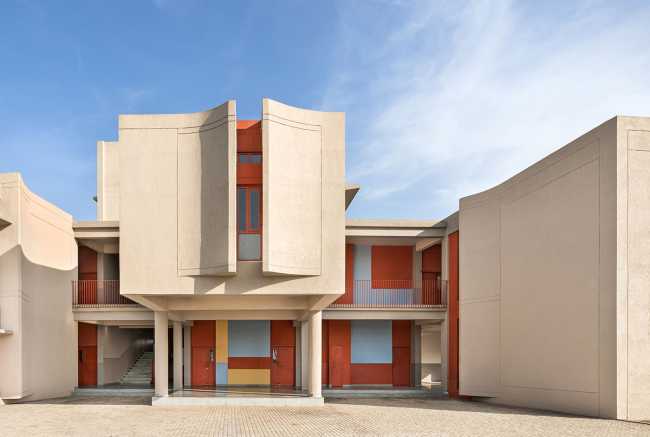 St Martha Bethany Vidyalaya School Fase 1, el envoltorio constructivo ideal para el contexto