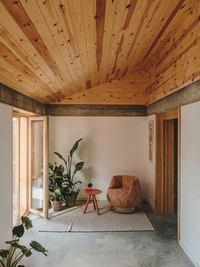 Efficiency and simplicity without sacrificing beauty: Casa en Cerros