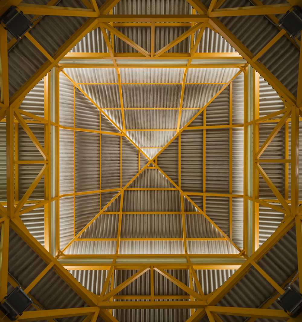Community Center of El Rodero de Mora, an architecture that celebrates and dignifies the community