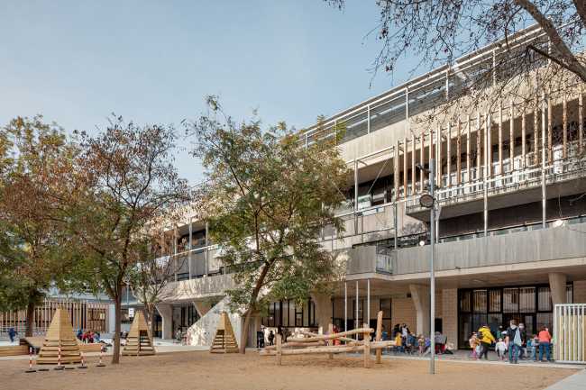 Escola La Mar Bella y la reestructuración que duplica su capacidad