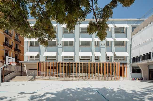 Escola La Mar Bella and its renovation which doubles its capacity