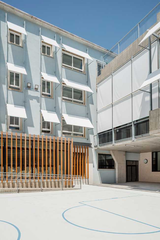 Escola La Mar Bella and its renovation which doubles its capacity