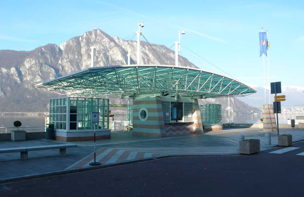 Imbarcadero and Lakefront of Campione. Ode to tradition through public space design