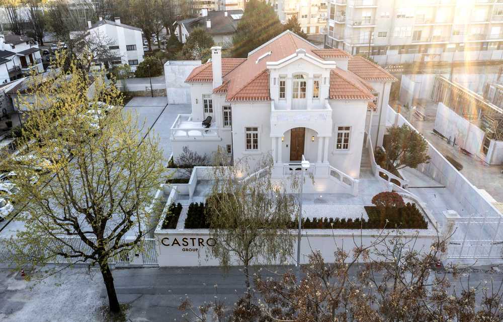 Nuova sede di Castro Group. Intervento architettonico contemporaneo che conserva l'autenticità e lo