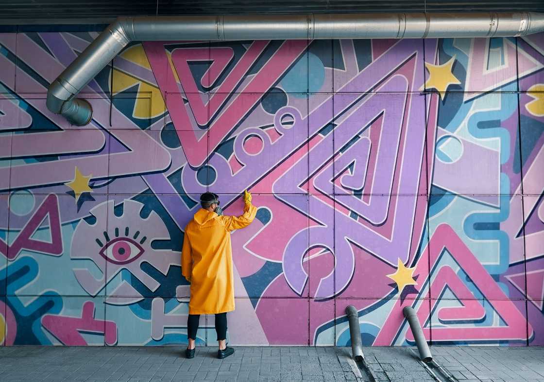 Example of Street Art and installations