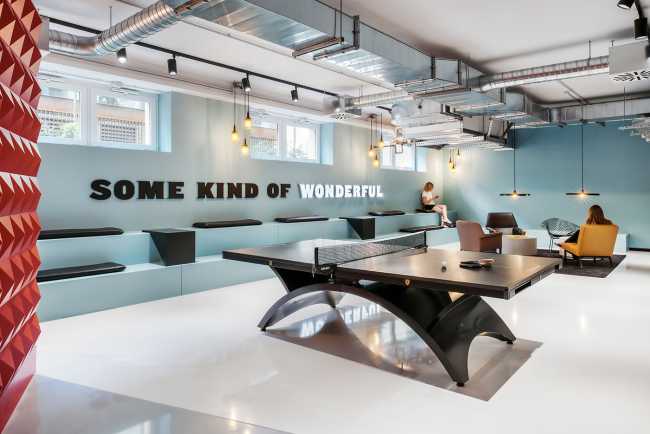 Espacio personalizado para TSH Collab en Florencia. Un centro creativo dedicado al coworking en un clima internacional e innovador