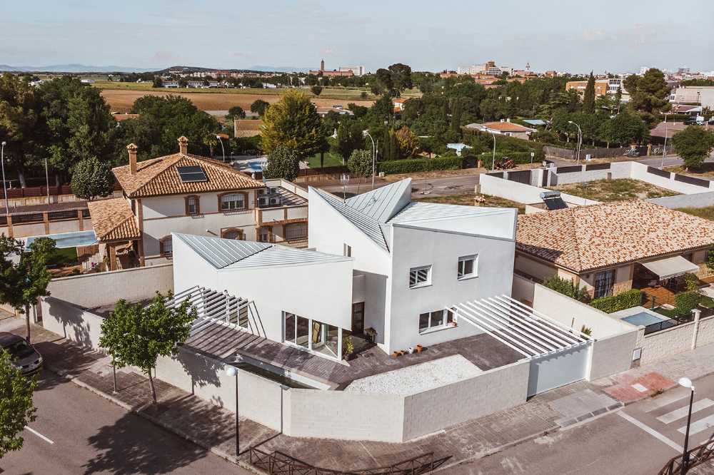 Casa Albania e i Mulini della Mancia, musa ispiratrice del progetto