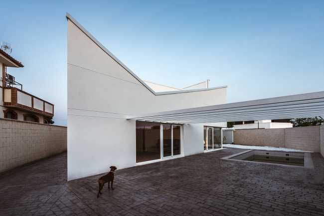 Casa Albania and the Mills of La Mancha, a muse for the inspiration of the project