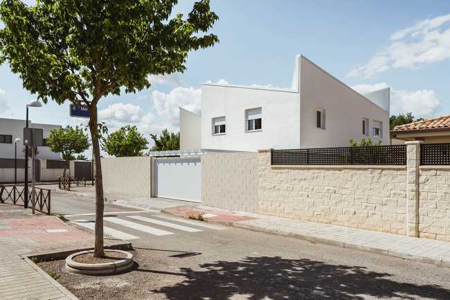 Casa Albania and the Mills of La Mancha, a muse for the inspiration of the project