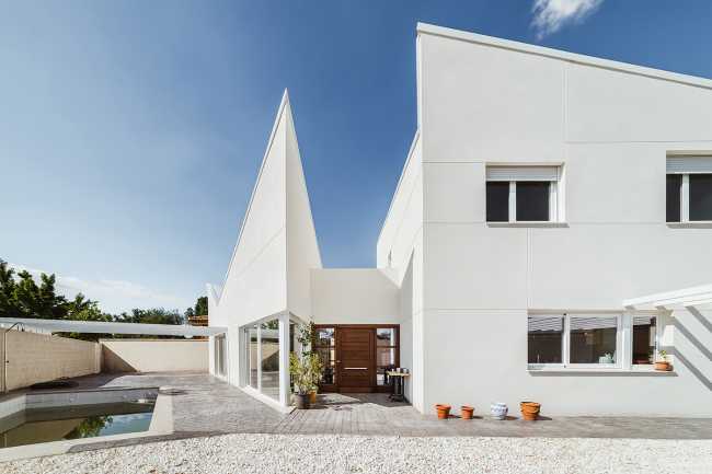 Casa Albania and the Mills of La Mancha, a muse for the inspiration of the project
