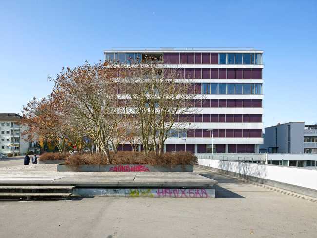 Brückenkopf Bern, from an office building to a living space