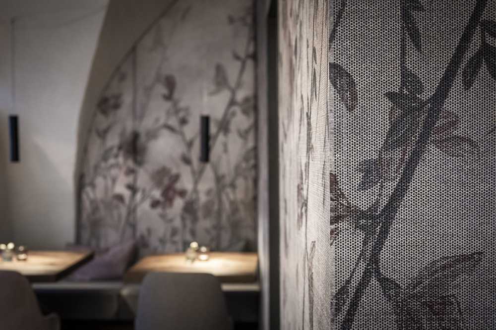 Bogen the flower bistro poised between historical legacy and contemporary finesse