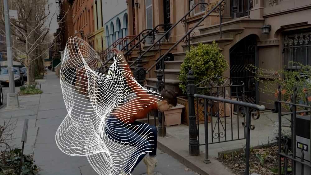Drift: una danzatrice ballando colora il mondo che la circonda