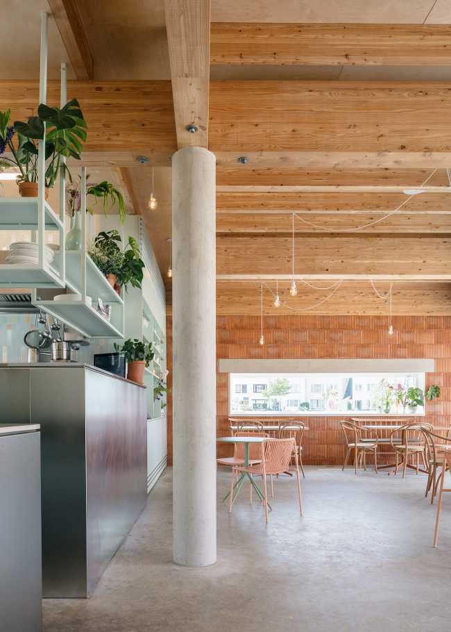 Restobar Mama- a sustainable restaurant in a park