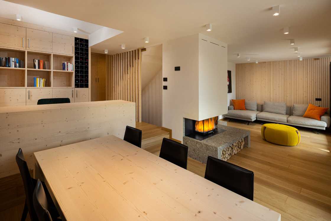 The restyling of WRC House. An elegant style revamped with bold material touches