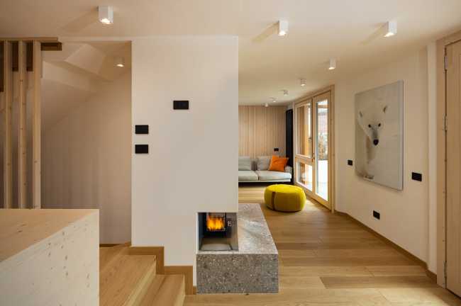 The restyling of WRC House. An elegant style revamped with bold material touches